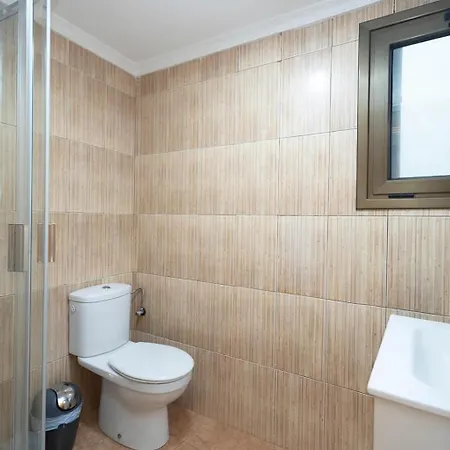 Apartment Bkd2 A Tan Solo 50 Metros De La Playa Canteras Las Palmas / Gran Canaria