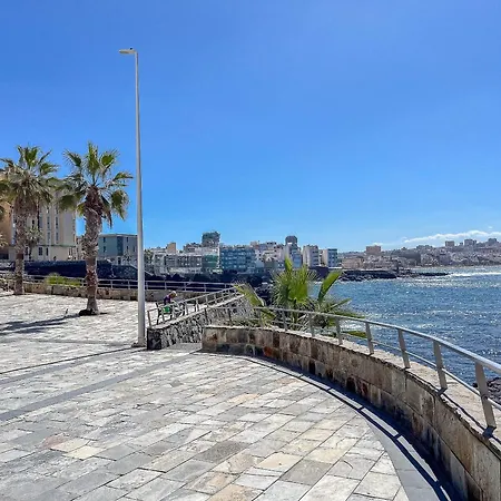 Apartment Bkd2 A Tan Solo 50 Metros De La Playa Canteras Las Palmas / Gran Canaria